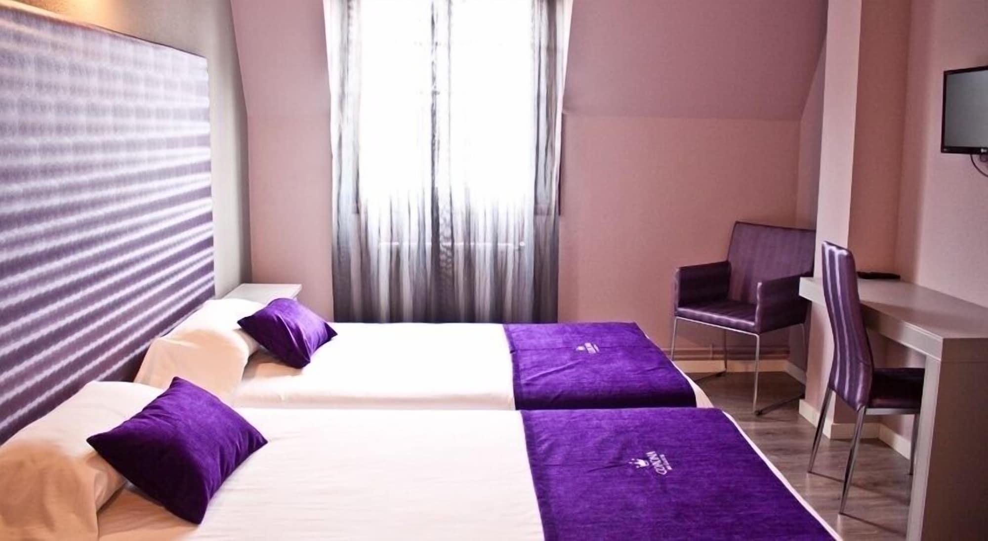 Hotel Corona De Galicia Valga Eksteriør bilde