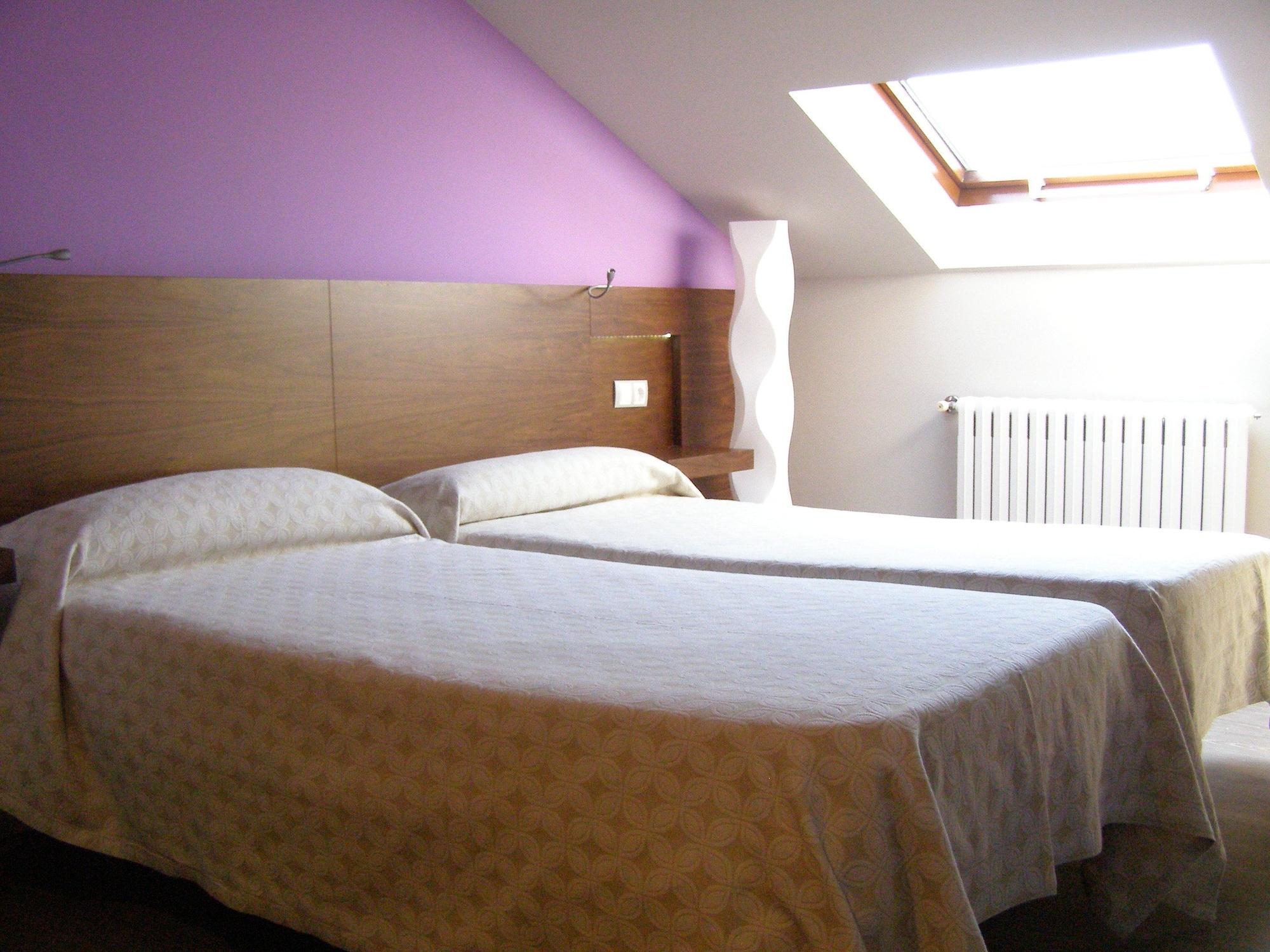 Hotel Corona De Galicia Valga Eksteriør bilde