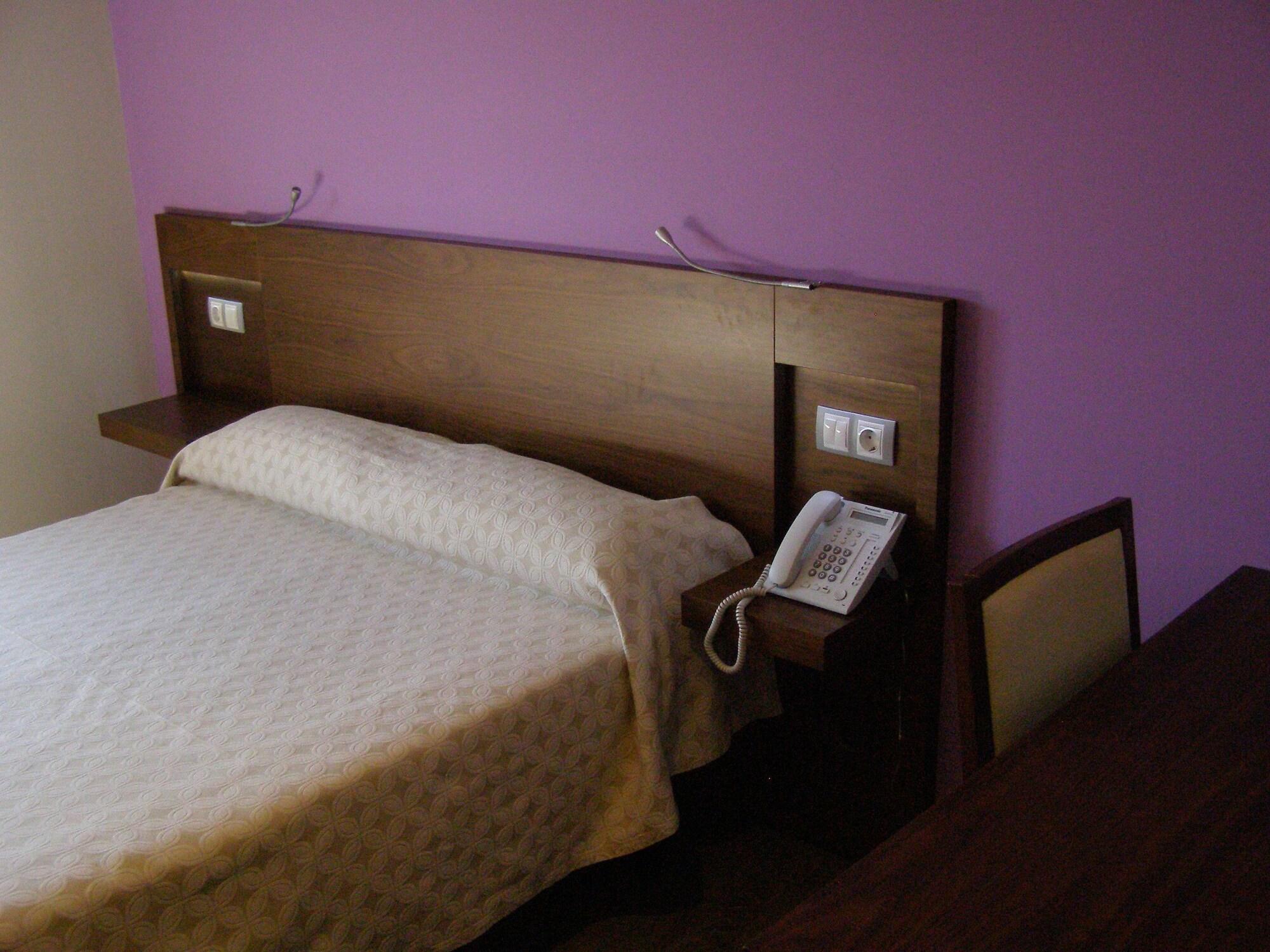Hotel Corona De Galicia Valga Eksteriør bilde