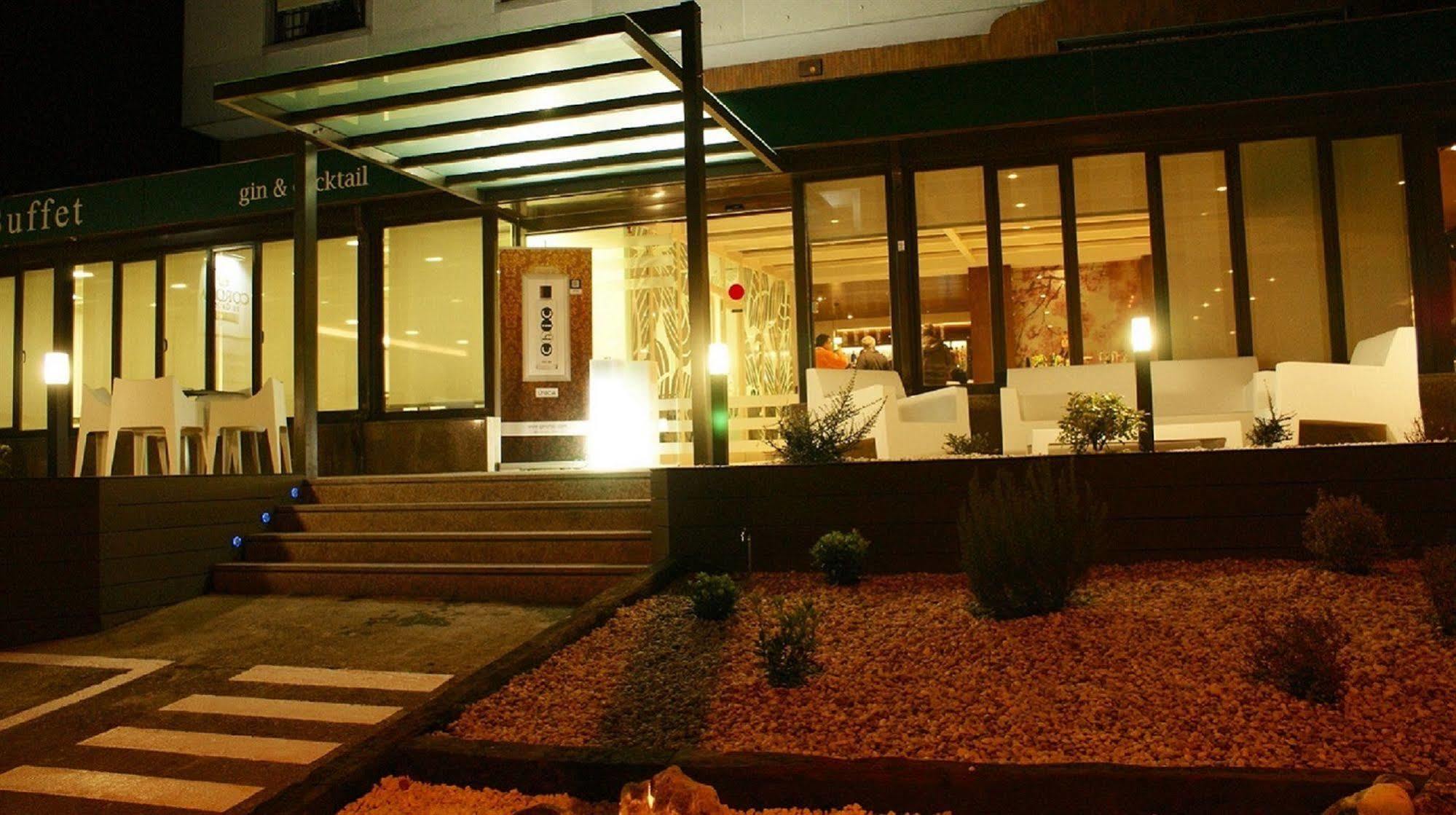Hotel Corona De Galicia Valga Eksteriør bilde